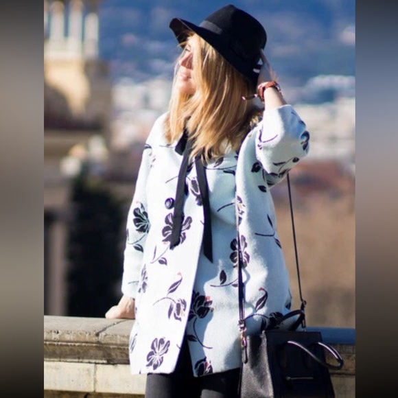 Zara Basic Floral Jacquard Coat Size Small Black White Structured - Picture 2 of 11